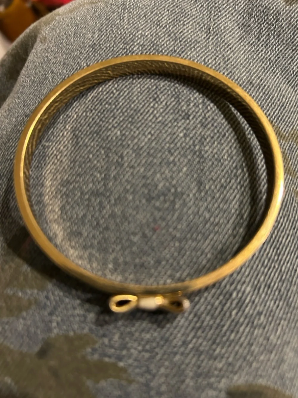 kate spade Gold Tone Engraved Slim Bangle quite luxury dainty bow gift idea - Picture 7 of 7